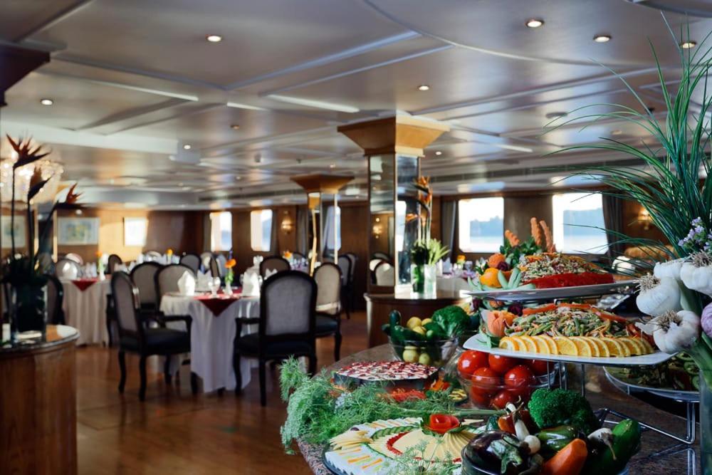 Nile Cruise 3 Nights From Aswan To Luxor Every Friday, Monday And Wednesday With Tours Exteriér fotografie